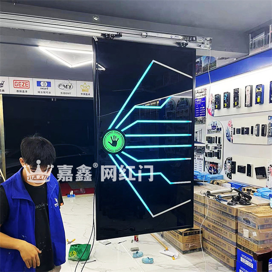 酒吧网红门案例：闵行酒吧